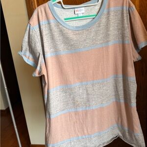 LuLaRoe Heather Gray Liv  T-Shirt